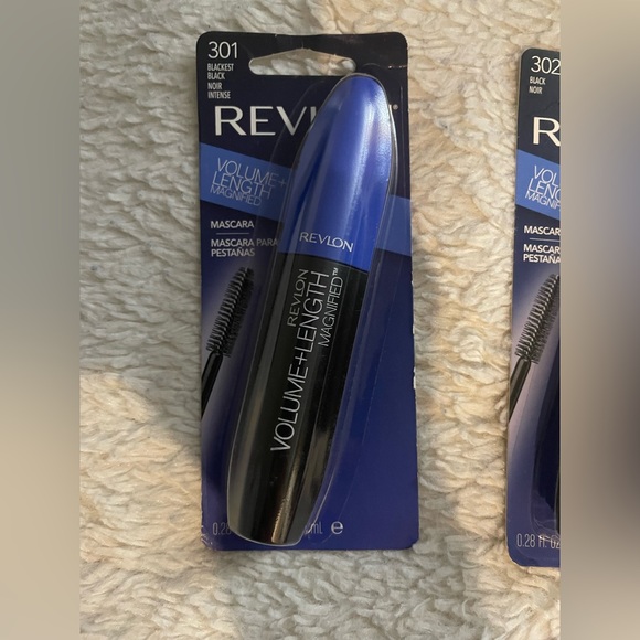 Rimmel Wonder'Luxe Mascara, REVLON volume+length mascara (2) & REVLON curler - Picture 4 of 11